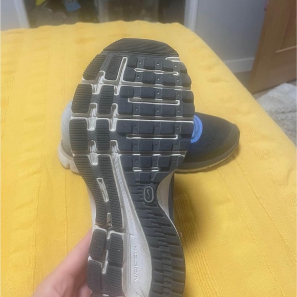 Nike runners - Picture 3 of 4